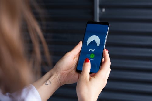 什么軟件可以發(fā)國際物流短信?